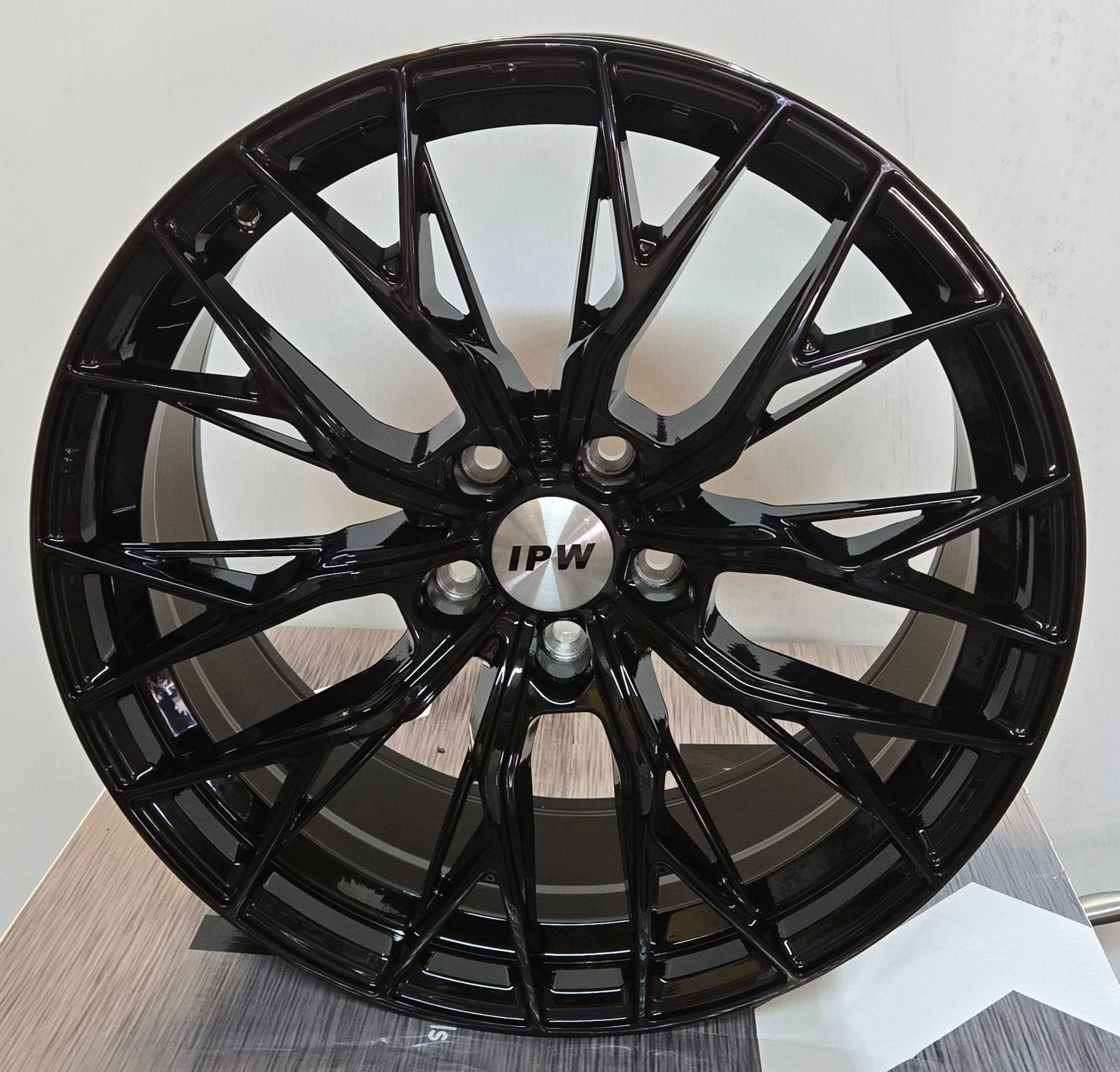 Gun Hill Tire House (WTW-WHLESALE TIRES & WHEELS)